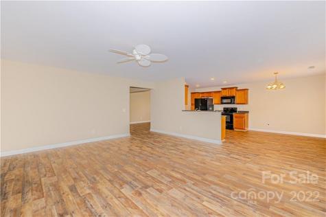 957 Poplar Forest Ridge Clover SC 29710