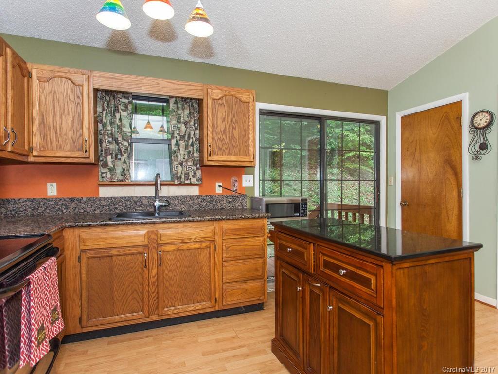 99 Apgar Road Candler NC 28715