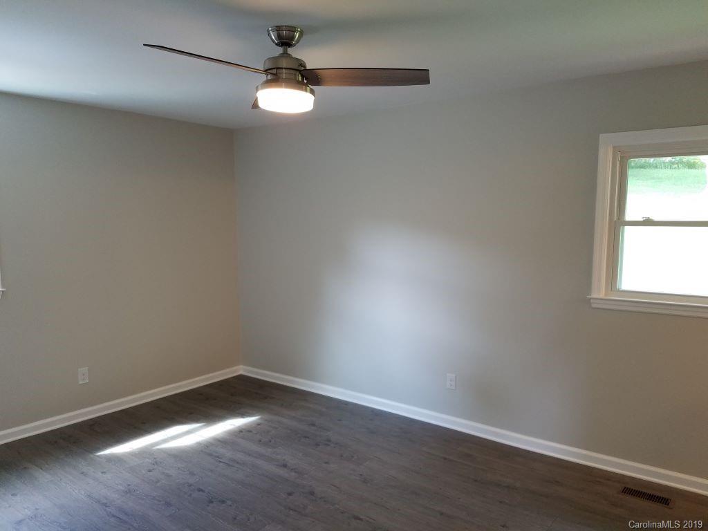 32 Sheppard Drive Asheville NC 28806
