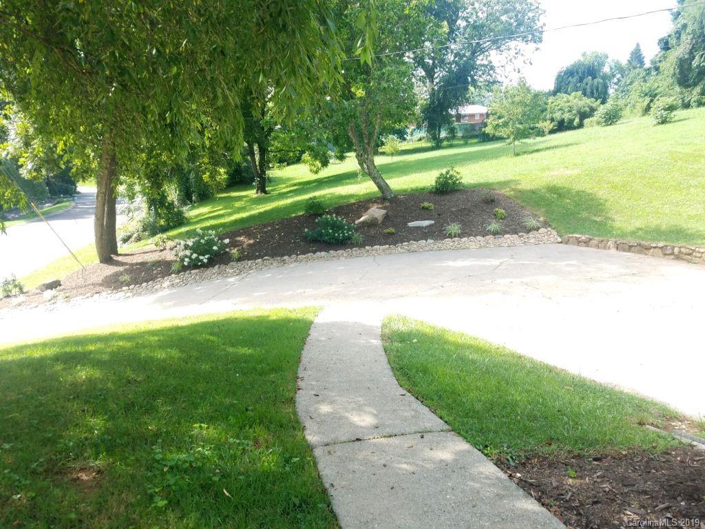 32 Sheppard Drive Asheville NC 28806
