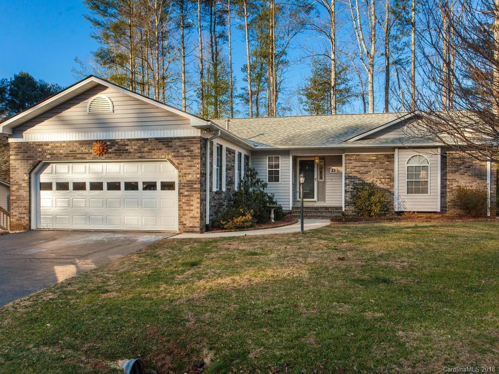 21 St. Andrews Drive Etowah NC 28729