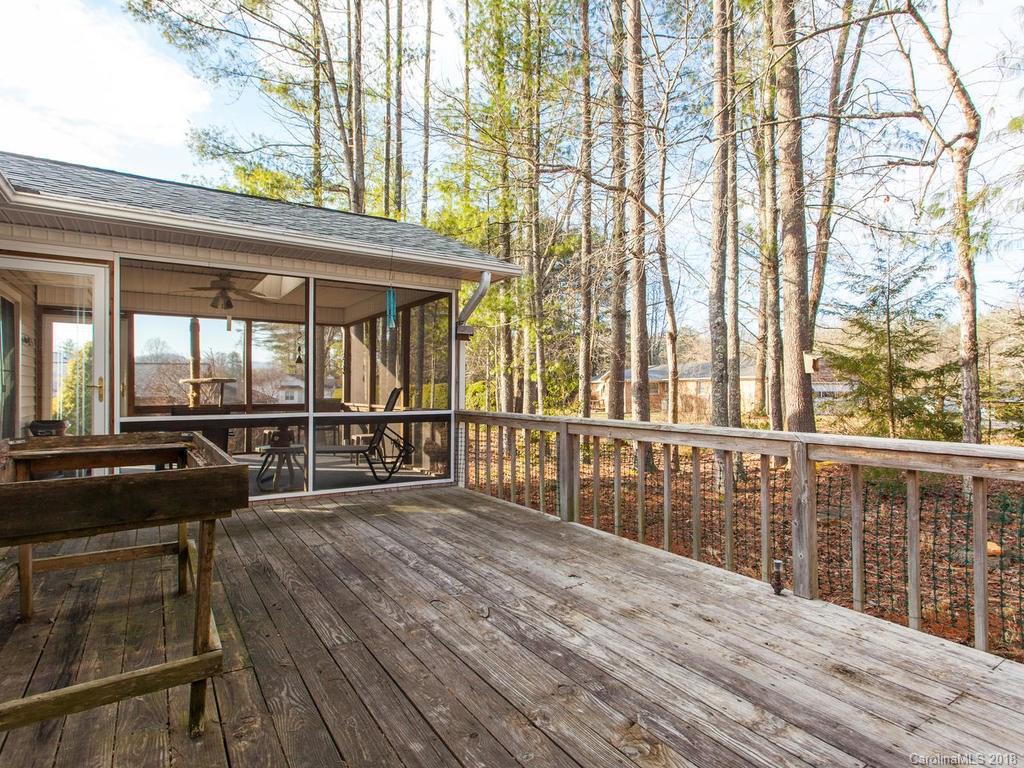 21 St. Andrews Drive Etowah NC 28729