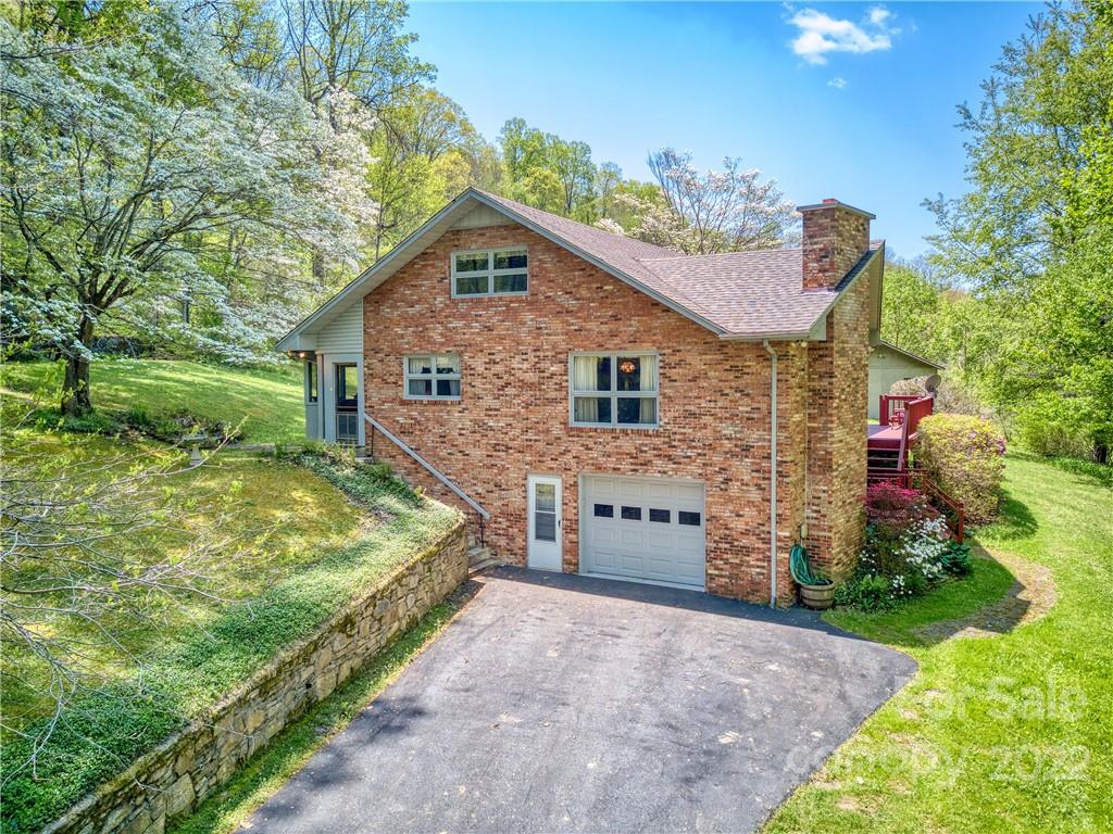 430 Echo Drive Waynesville NC 28786