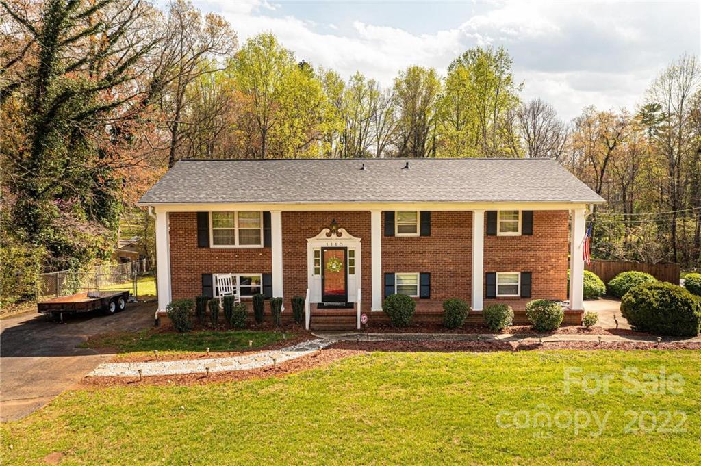 1110 24th Avenue Place NE Hickory NC 28601