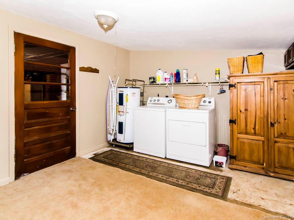 419 Rowland Road Swannanoa NC 28778