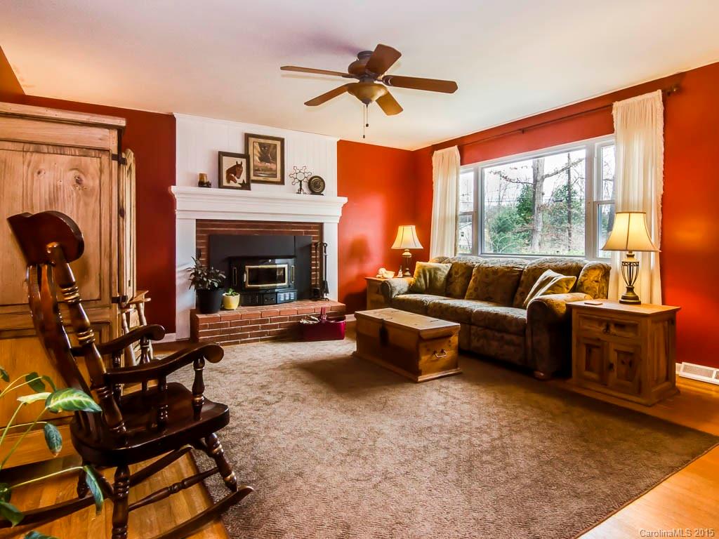 419 Rowland Road Swannanoa NC 28778