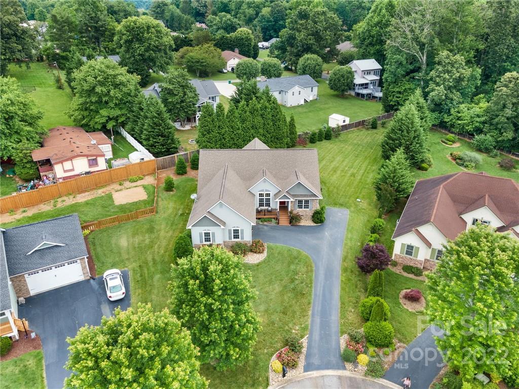 39 Amaretto Drive Candler NC 28715
