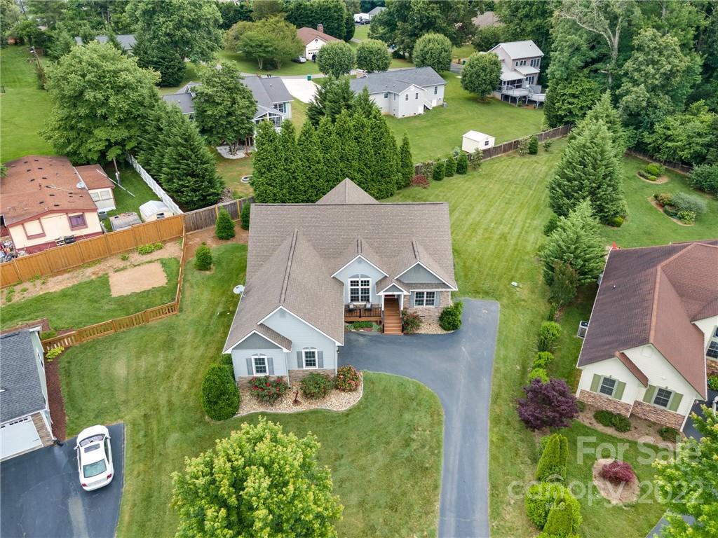 39 Amaretto Drive Candler NC 28715