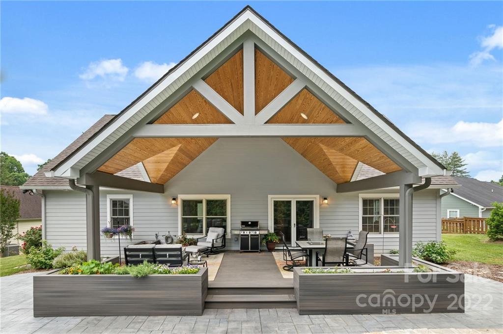 39 Amaretto Drive Candler NC 28715