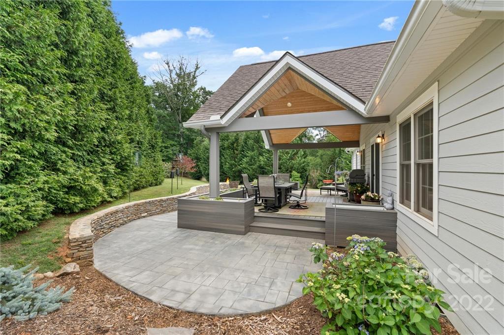 39 Amaretto Drive Candler NC 28715