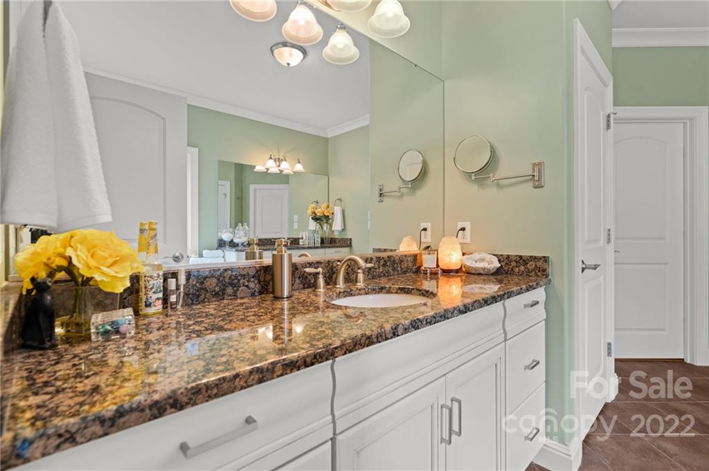 39 Amaretto Drive Candler NC 28715