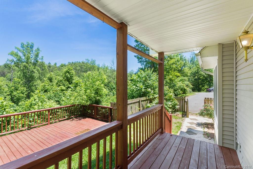 124 Sleepy Forest Drive Leicester NC 28748