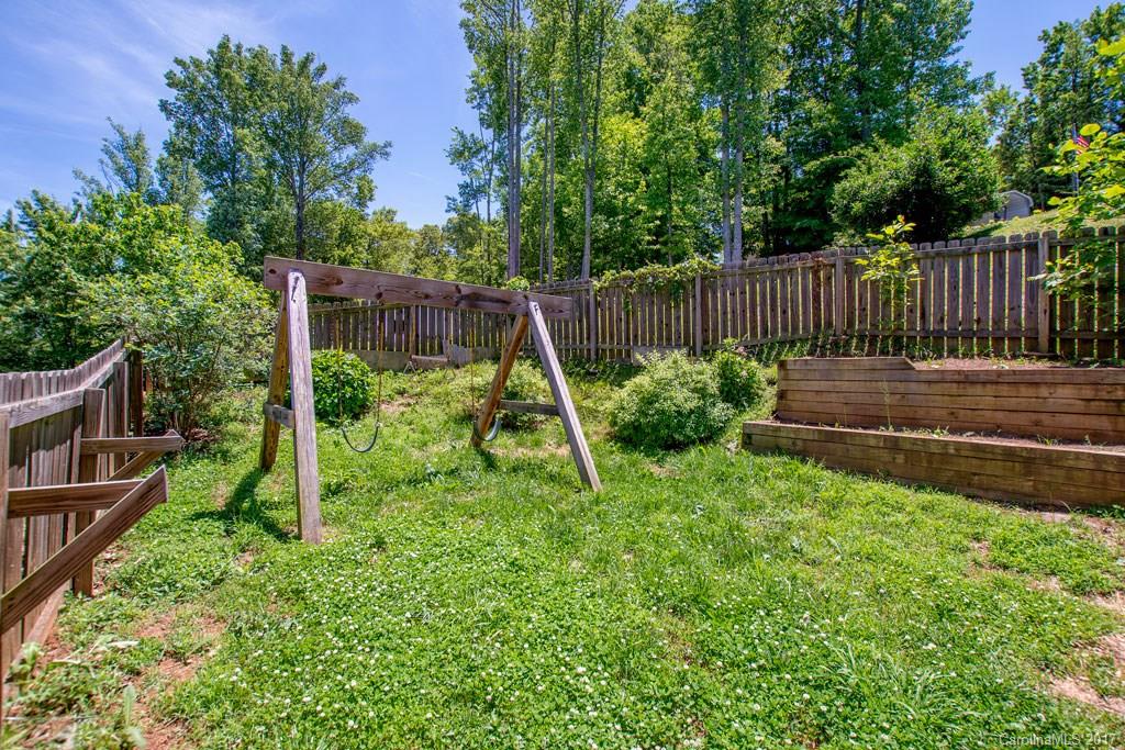 124 Sleepy Forest Drive Leicester NC 28748