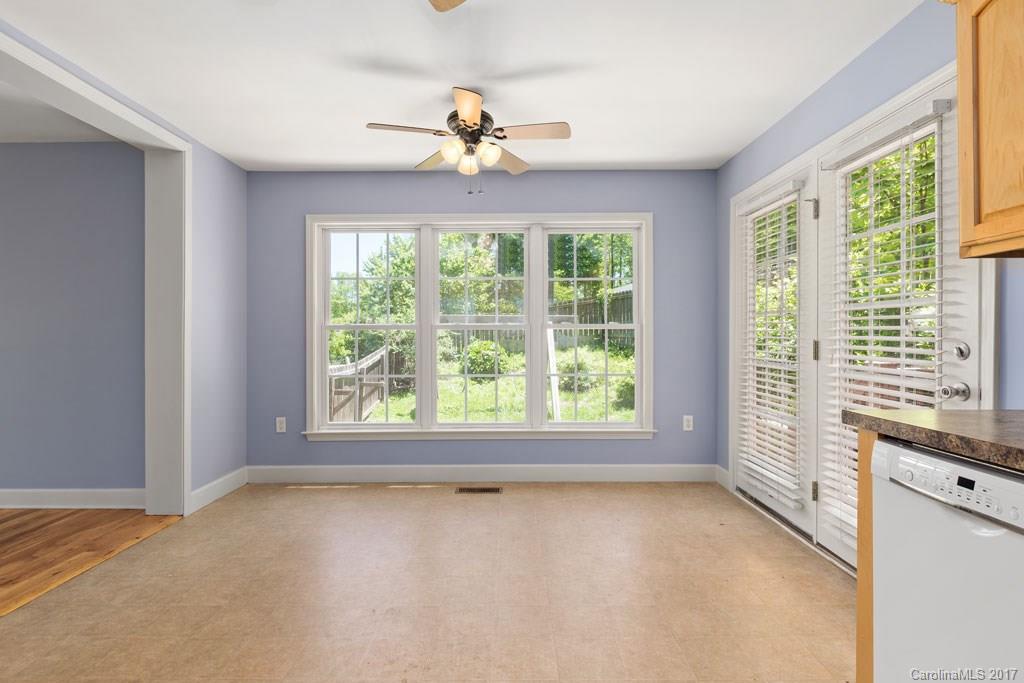 124 Sleepy Forest Drive Leicester NC 28748