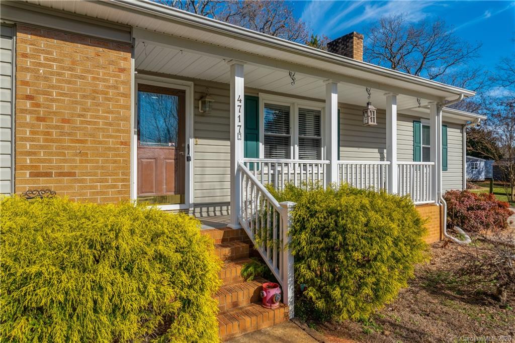 4717 Oakwood Circle Gastonia NC 28056
