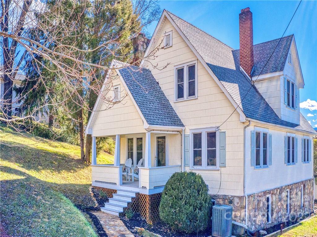 80 Mcclure Street Canton NC 28716