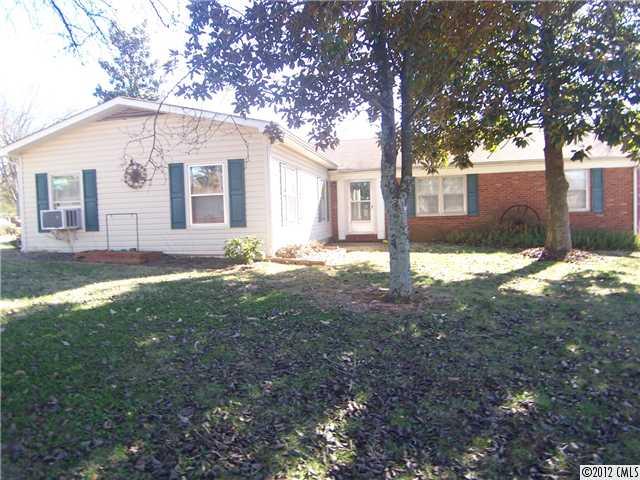 1152 Peachtree Road Charlotte NC 28216