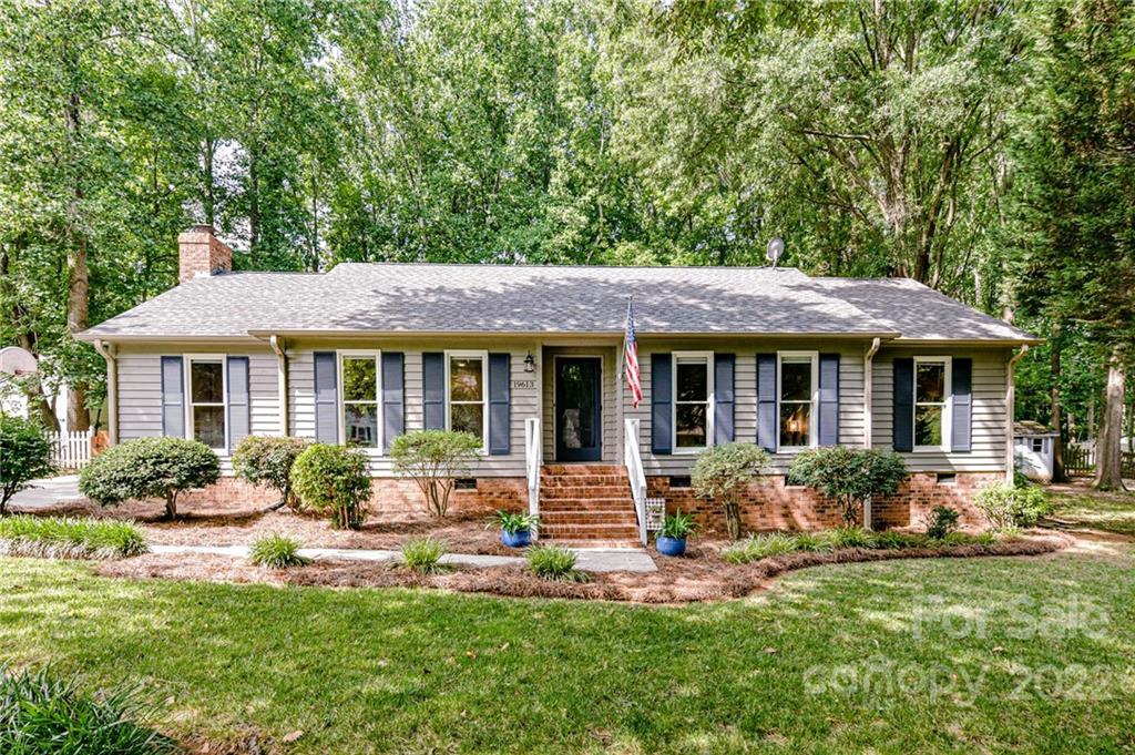 19613 Shevington Drive Cornelius NC 28031