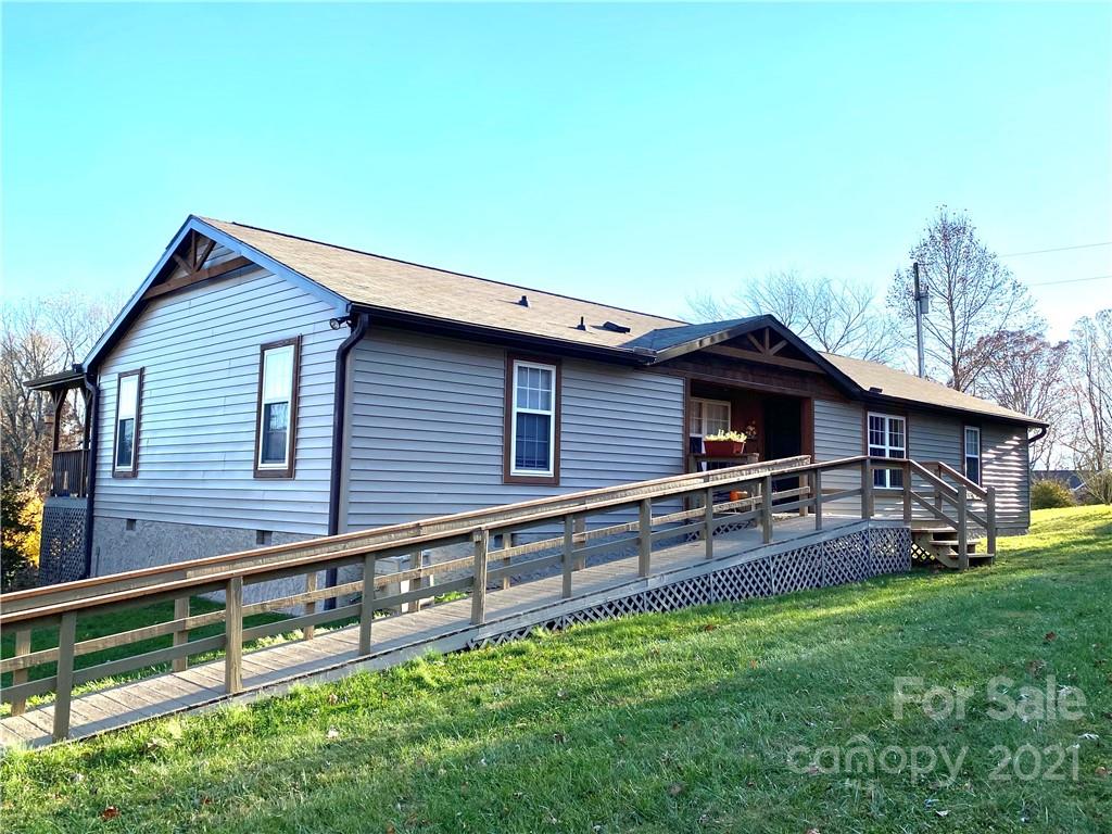35 Twin Acres Drive Candler NC 28715