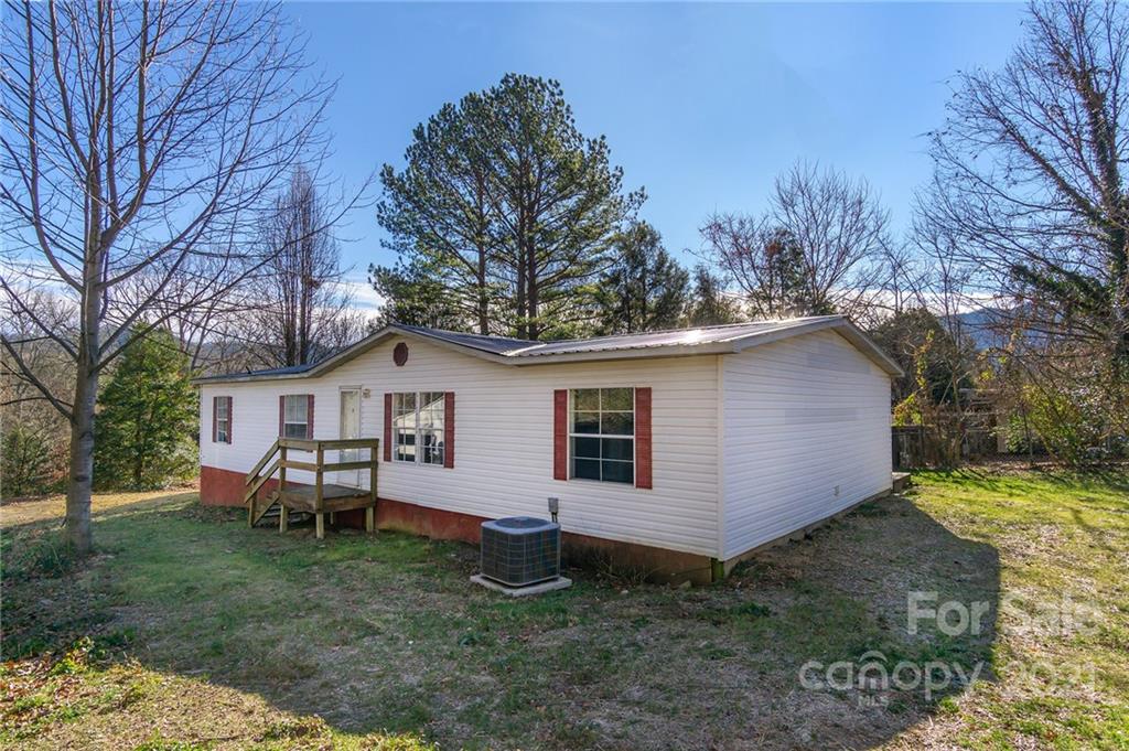 108 Altamahaw Avenue Black Mountain NC 28711