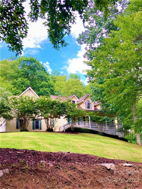 128 Flying Hawk Trail Waynesville NC 28786