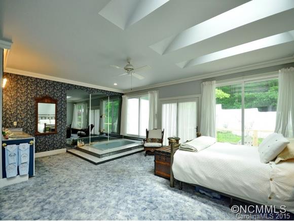 919 Long Branch Road Swannanoa NC 28778