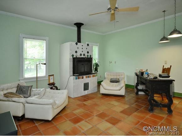 919 Long Branch Road Swannanoa NC 28778