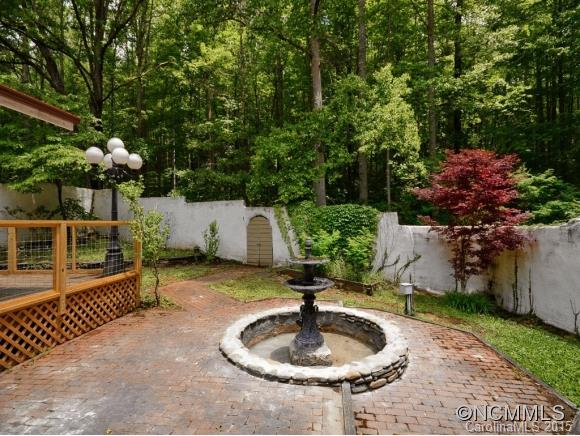 919 Long Branch Road Swannanoa NC 28778