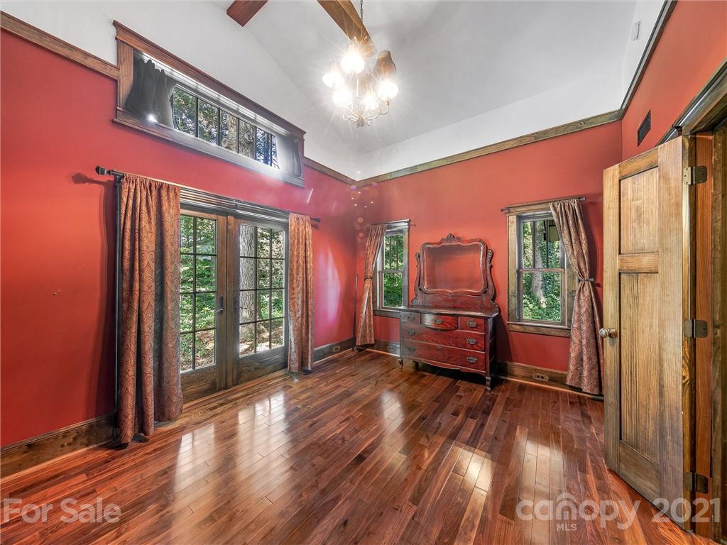 39 Harvard Place Asheville NC 28806