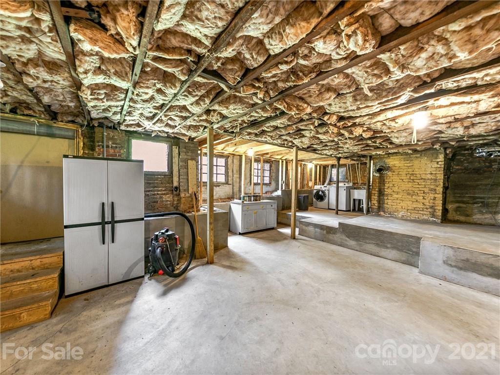 39 Harvard Place Asheville NC 28806