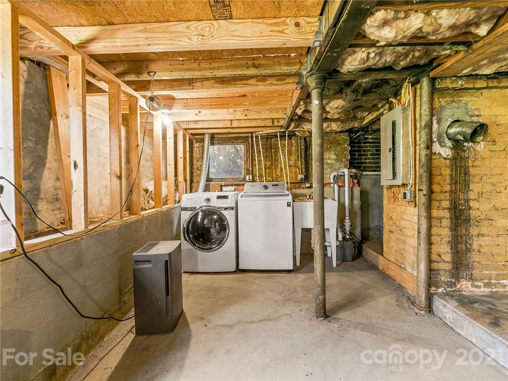 39 Harvard Place Asheville NC 28806