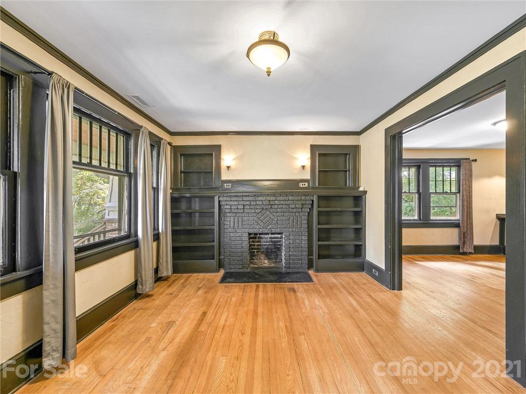 39 Harvard Place Asheville NC 28806