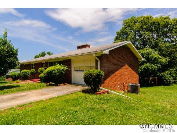 14 Swindale Street Asheville NC 28801
