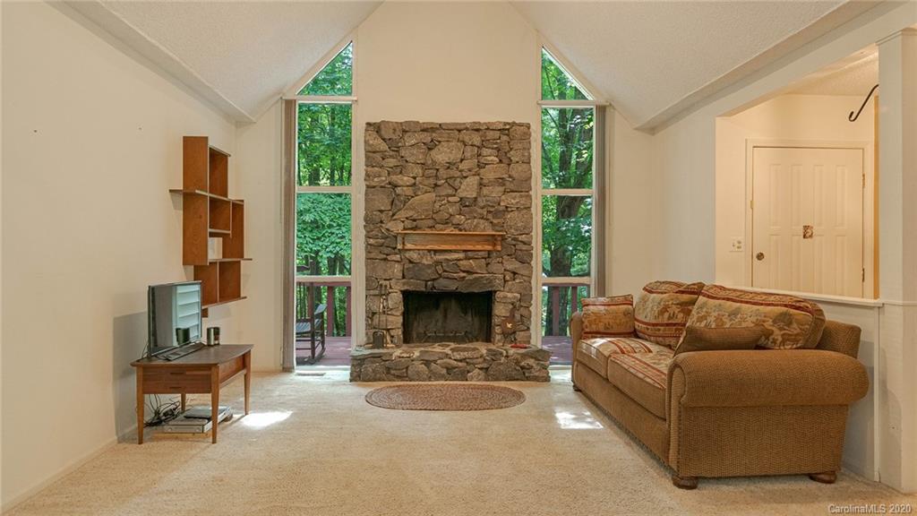 34 Mountain Brook Drive Candler NC 28715