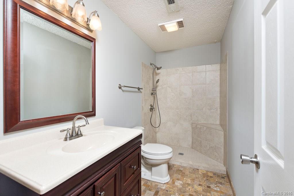 17 Country Spring Drive Asheville NC 28804