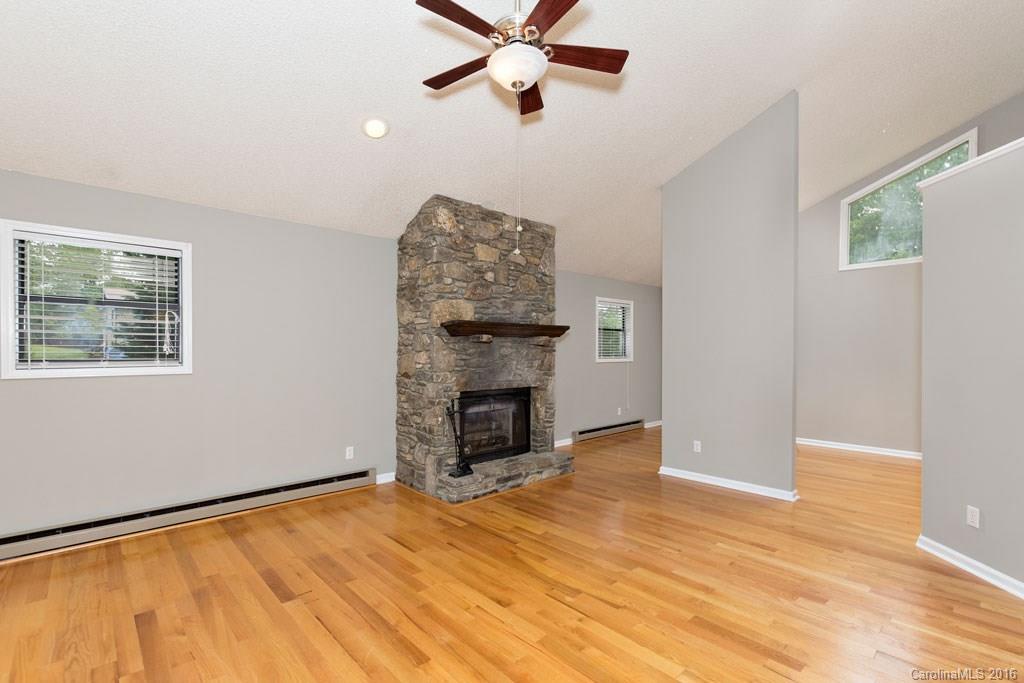 17 Country Spring Drive Asheville NC 28804