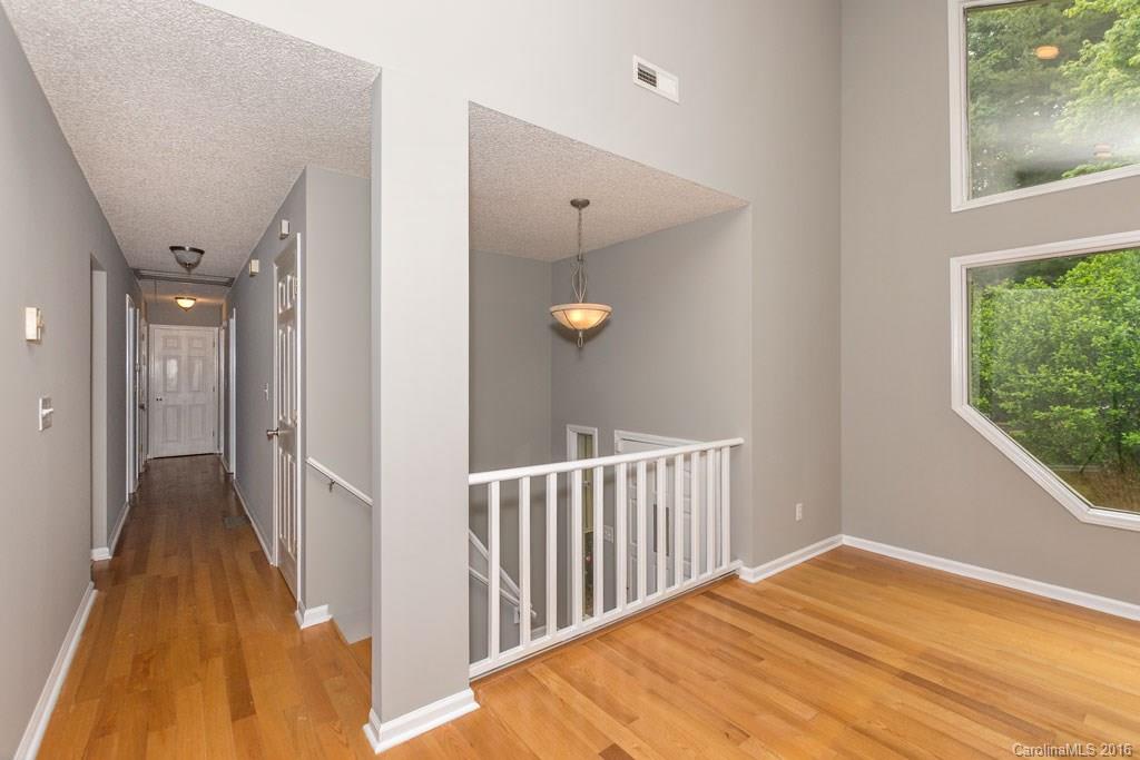17 Country Spring Drive Asheville NC 28804