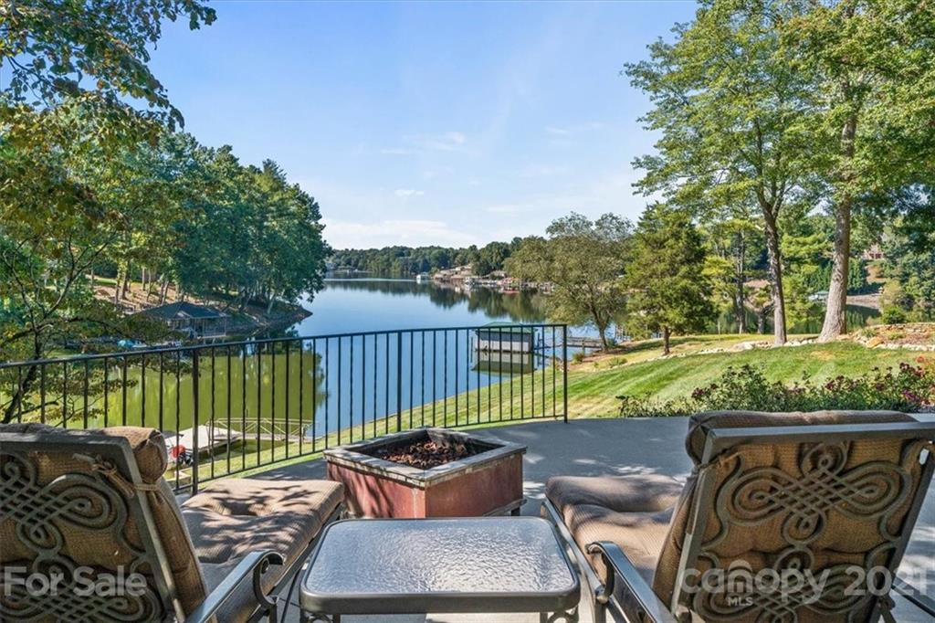 860 32nd Avenue Drive NW Hickory NC 28601