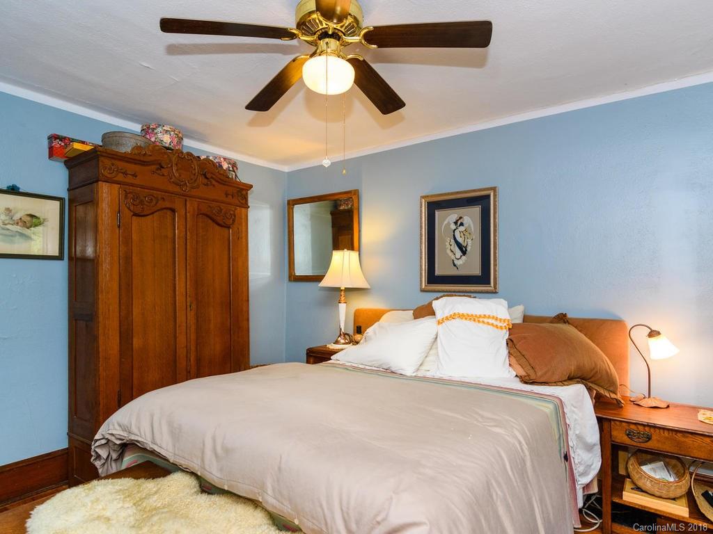 11 Warren Avenue Asheville NC 28803