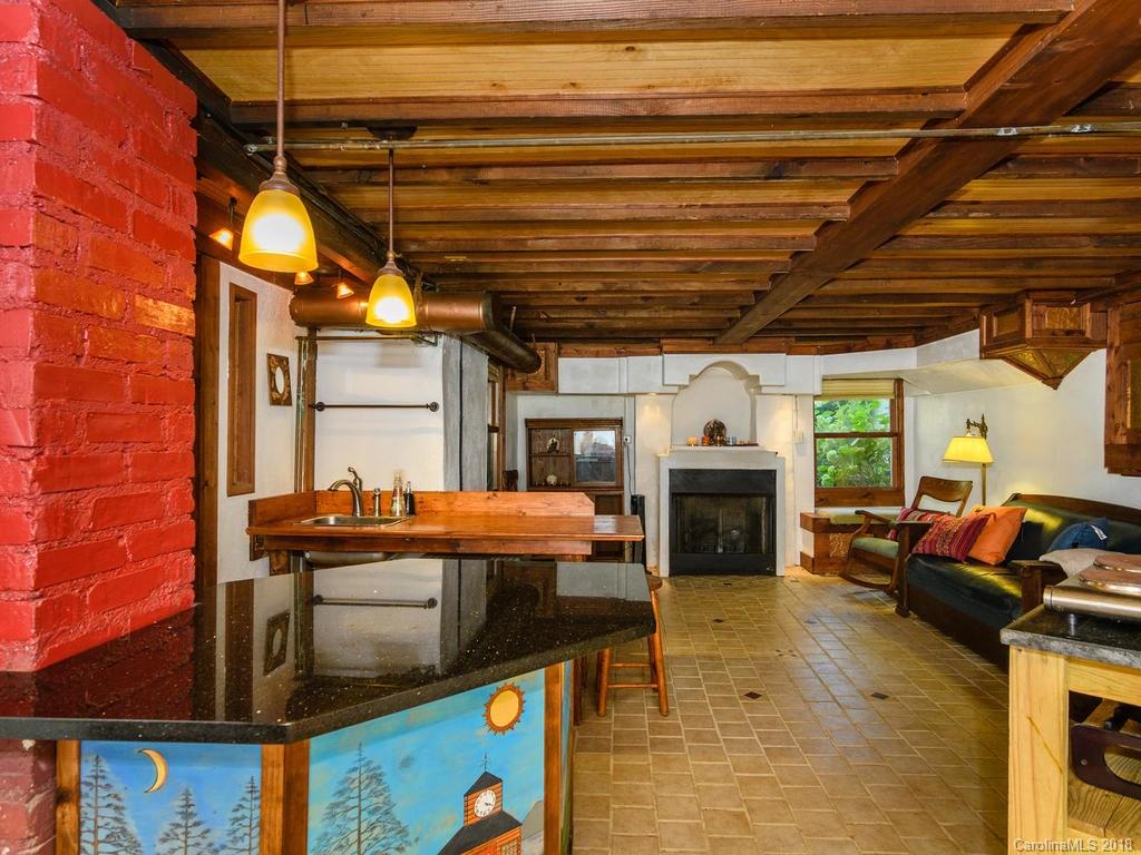 11 Warren Avenue Asheville NC 28803