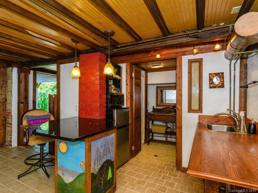 11 Warren Avenue Asheville NC 28803