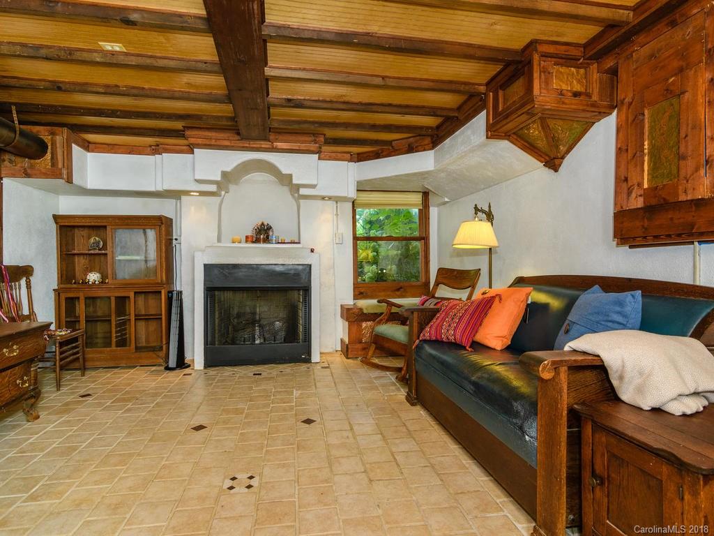 11 Warren Avenue Asheville NC 28803