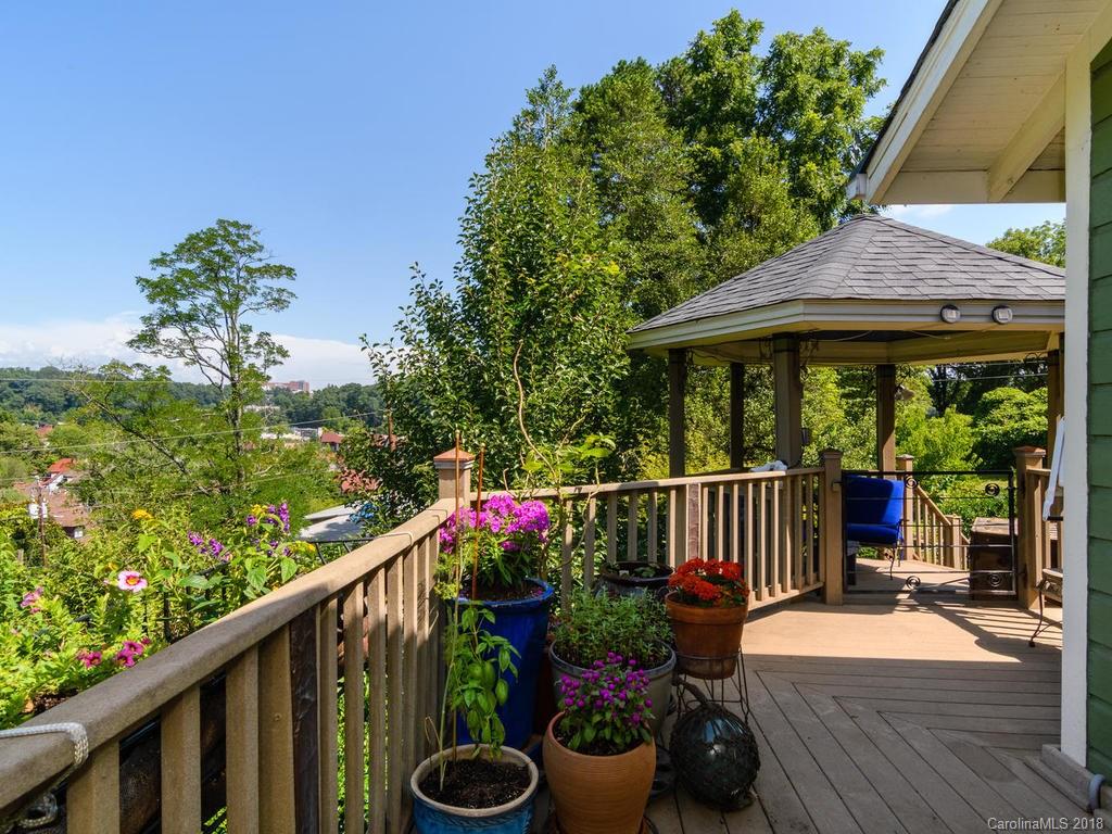11 Warren Avenue Asheville NC 28803