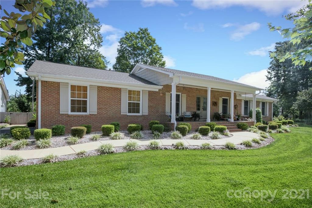 17115 Mckee Road Charlotte NC 28278