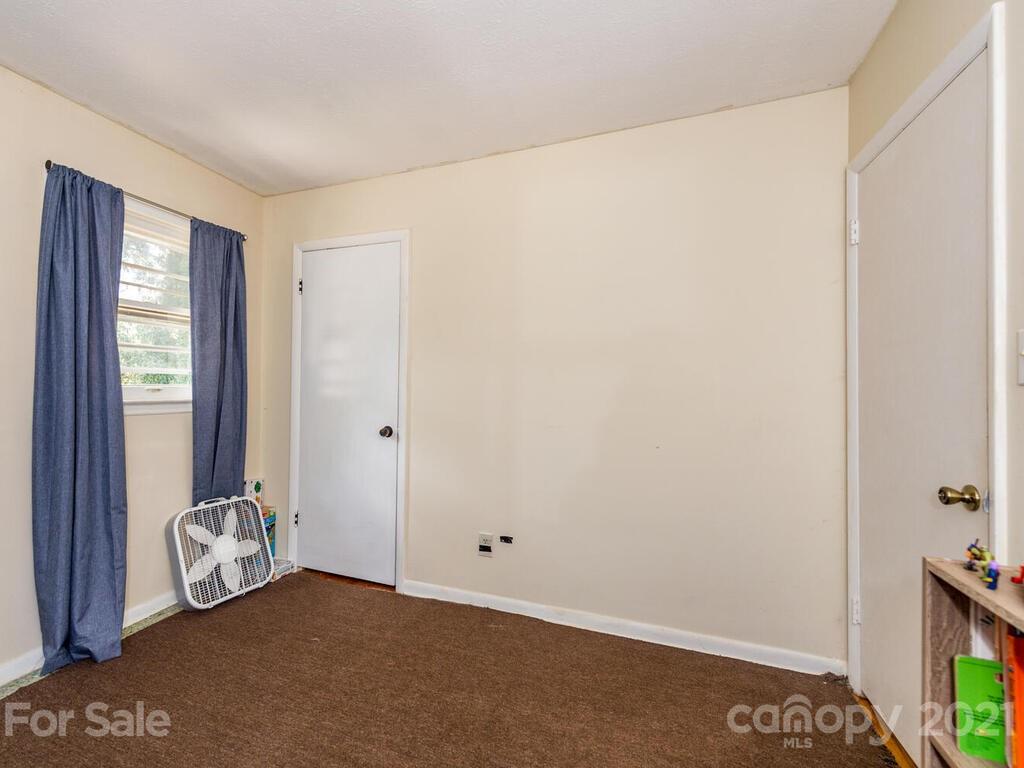 81 Vandalia Avenue Asheville NC 28806