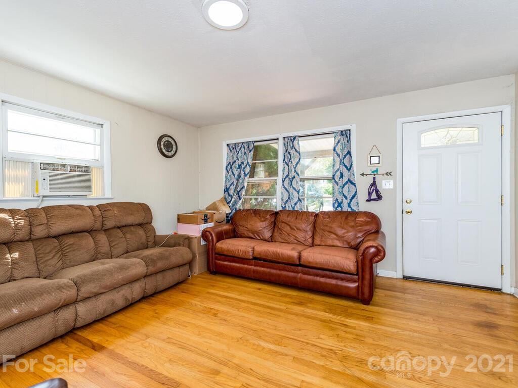 81 Vandalia Avenue Asheville NC 28806