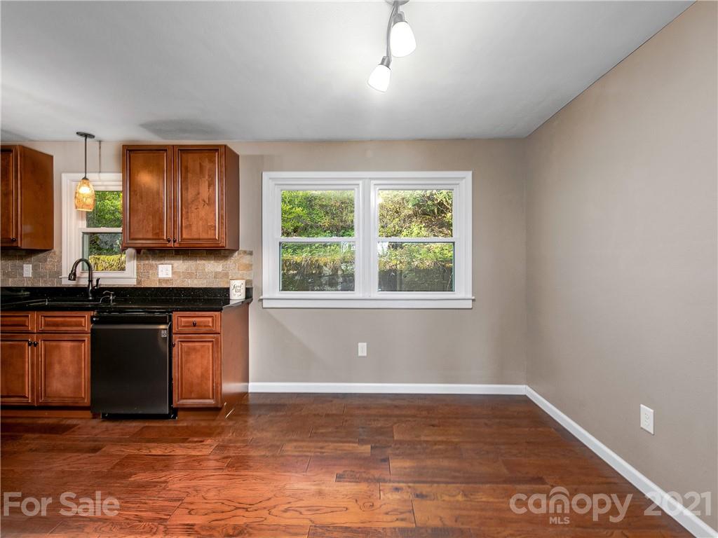 1465 Lentini Drive Waynesville NC 28785