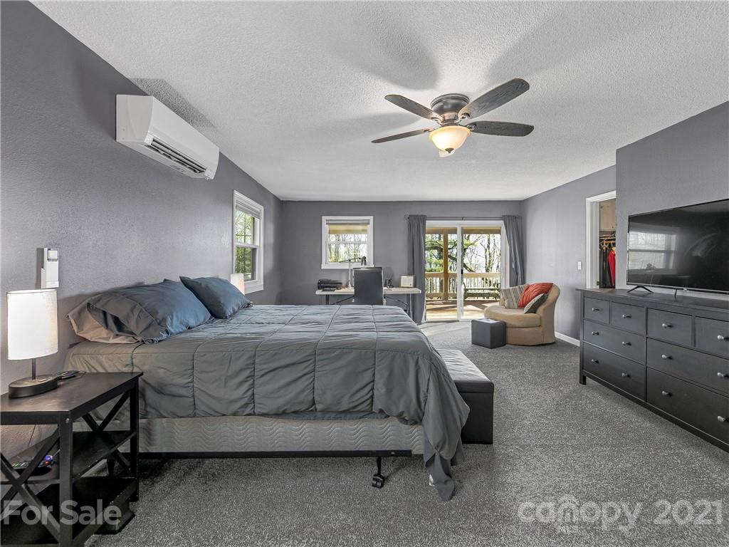 1465 Lentini Drive Waynesville NC 28785