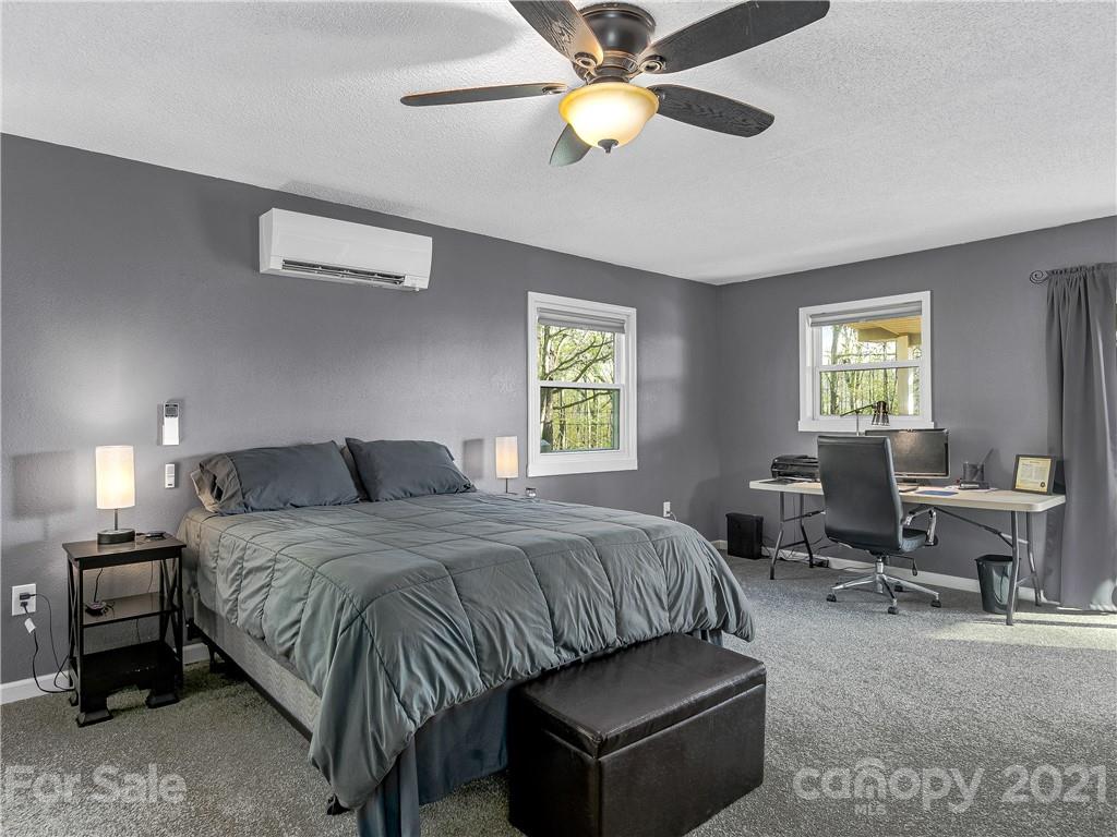 1465 Lentini Drive Waynesville NC 28785
