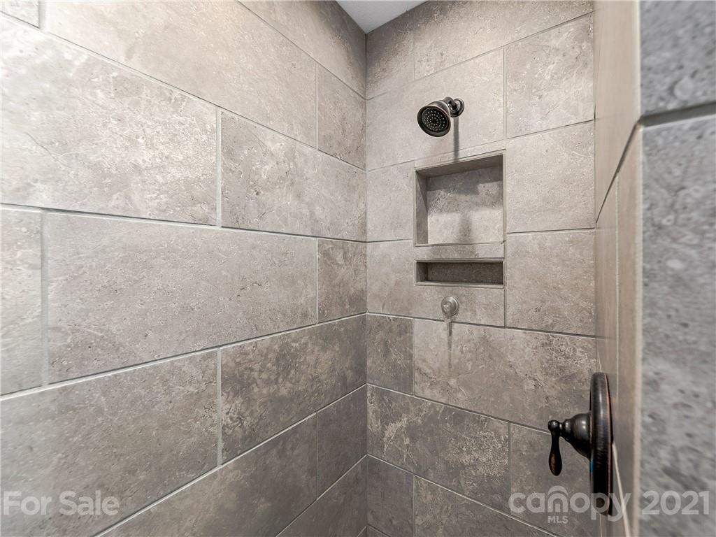 1465 Lentini Drive Waynesville NC 28785